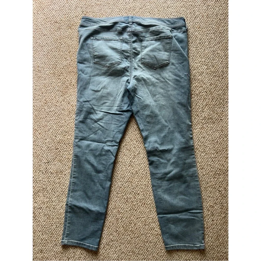 torrid 16R Light Blue Luxe Skinny Denim Jeans